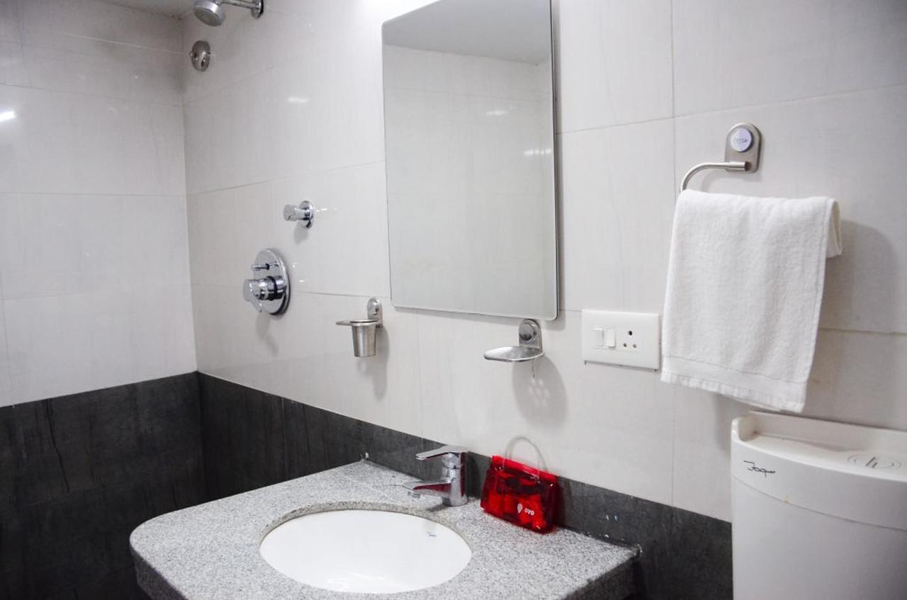 Oyo 6429 Hotel Pearl Pune Eksteriør bilde